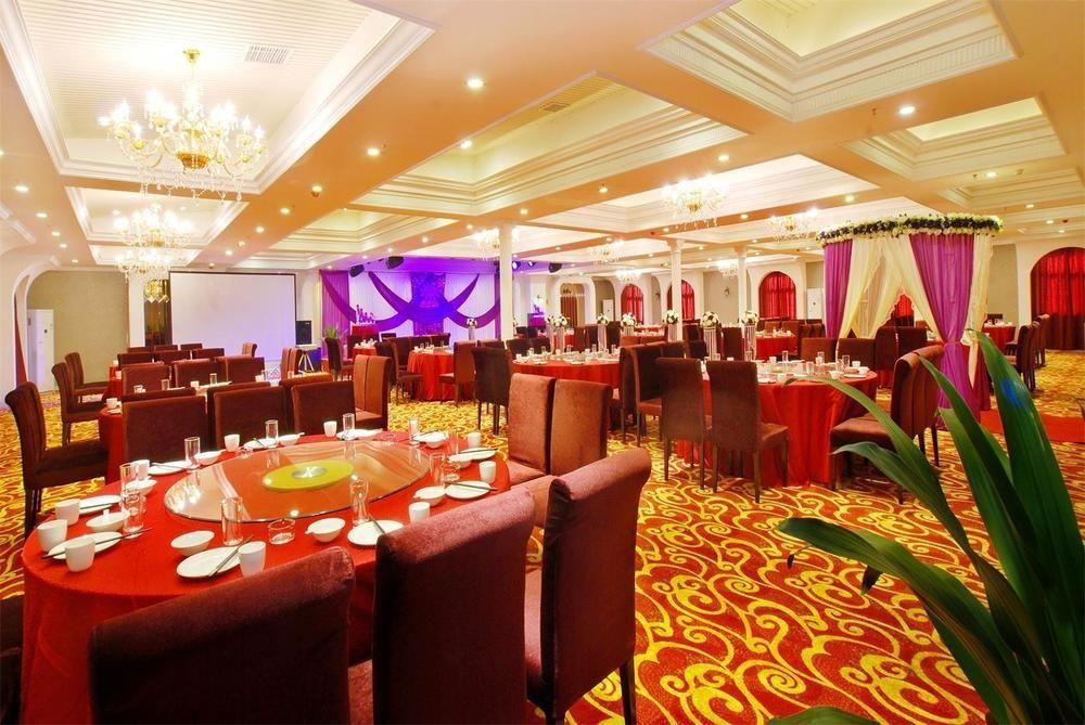 Xi'An Hometown Runtu Business Hotel Bagian luar foto